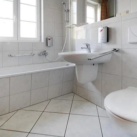 度假居 Ferienhaeuser Im Tannenpark, *